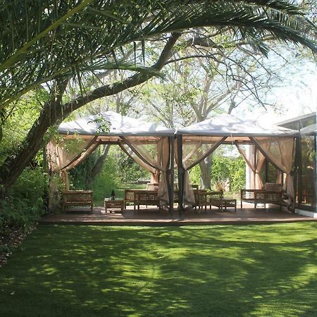 Canavial Garden (Adults Only) Lagos Ngoại thất bức ảnh