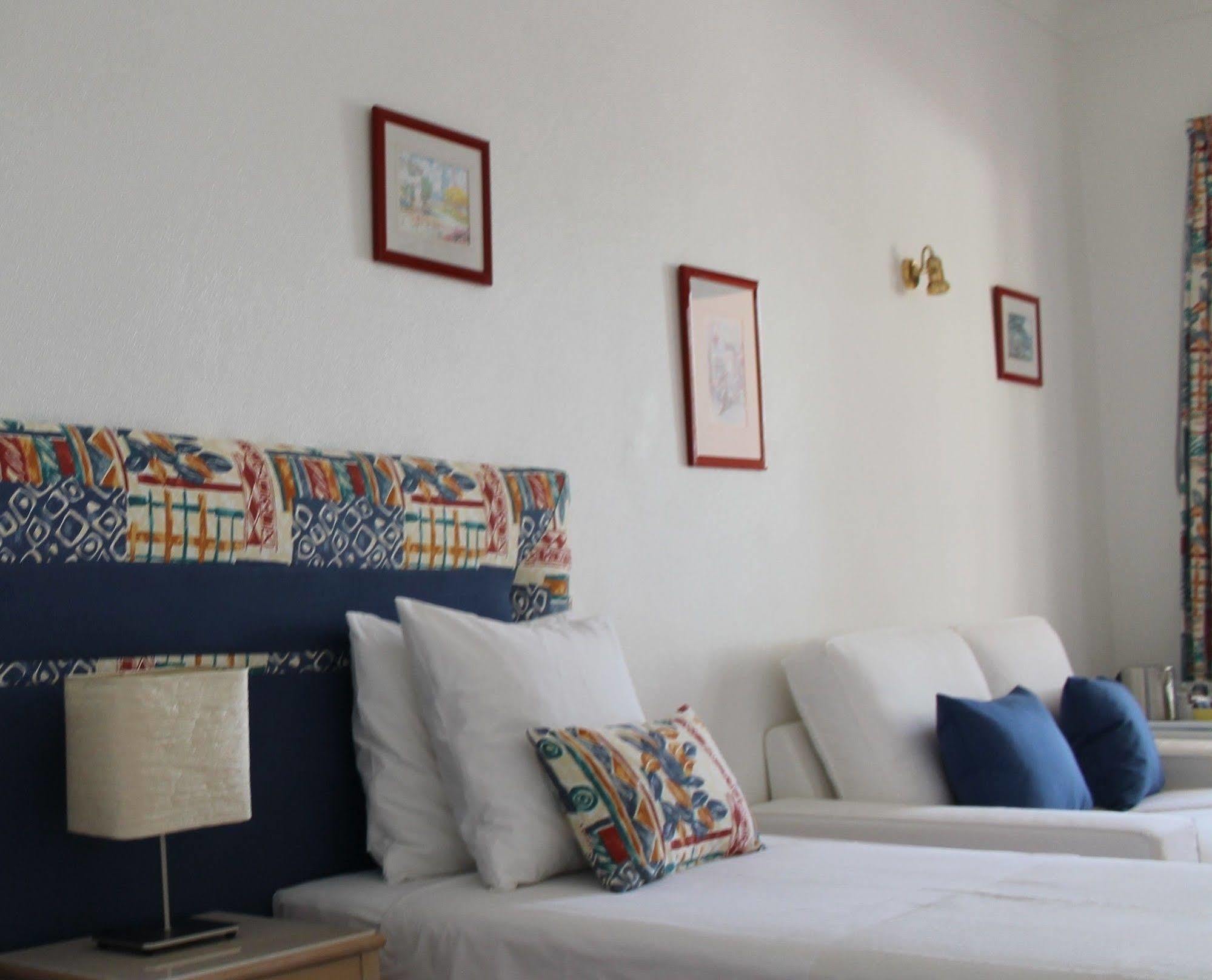 Canavial Garden (Adults Only) Lagos Ngoại thất bức ảnh